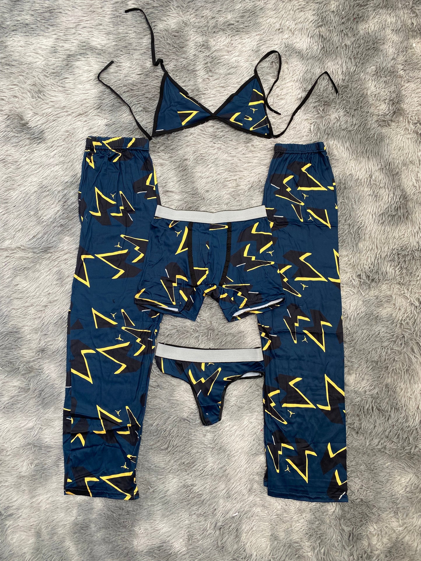 Jordan fondo azul pijama 5 piezas - Fundies