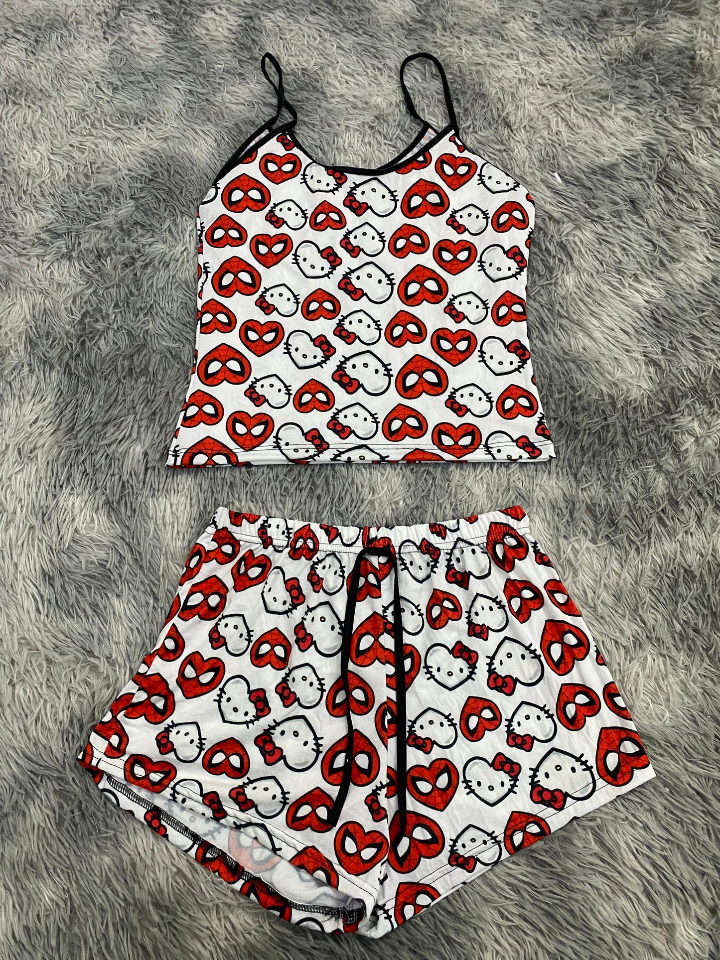 Spiderkitty corazones fondo blanco blusa con short - Fundies