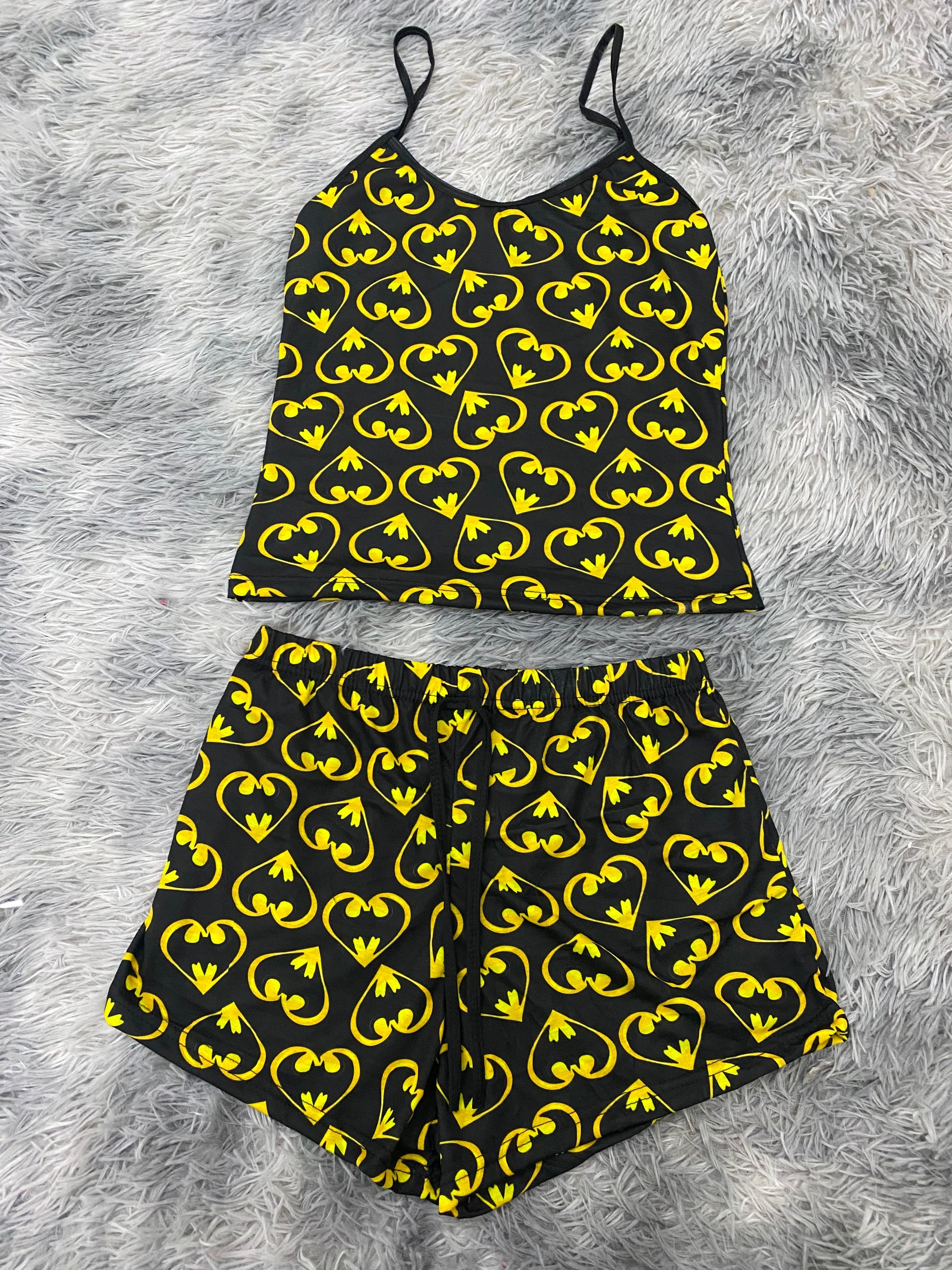 Batman logo corazones blusa con short - Fundies