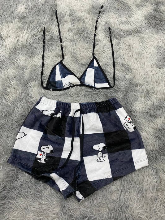 Snoopy cuadros negros y blancos  top con short unitalla de afelpado
