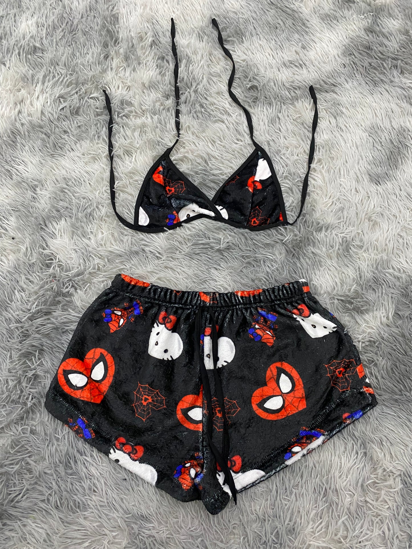 Spider kitty fondo negro top con short unitalla de afelpado