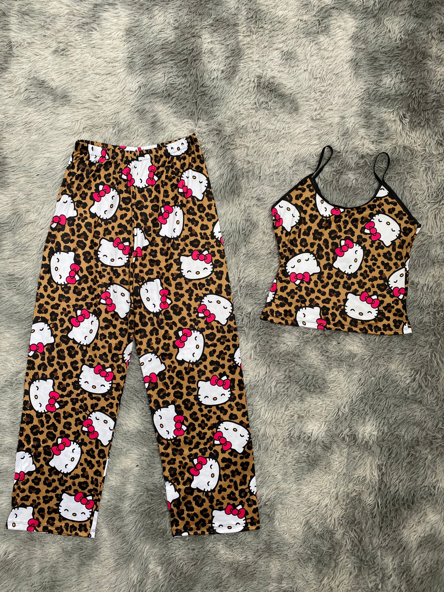Hello kitty animal print cafe Blusa Con Pantalón Pijama De Dama