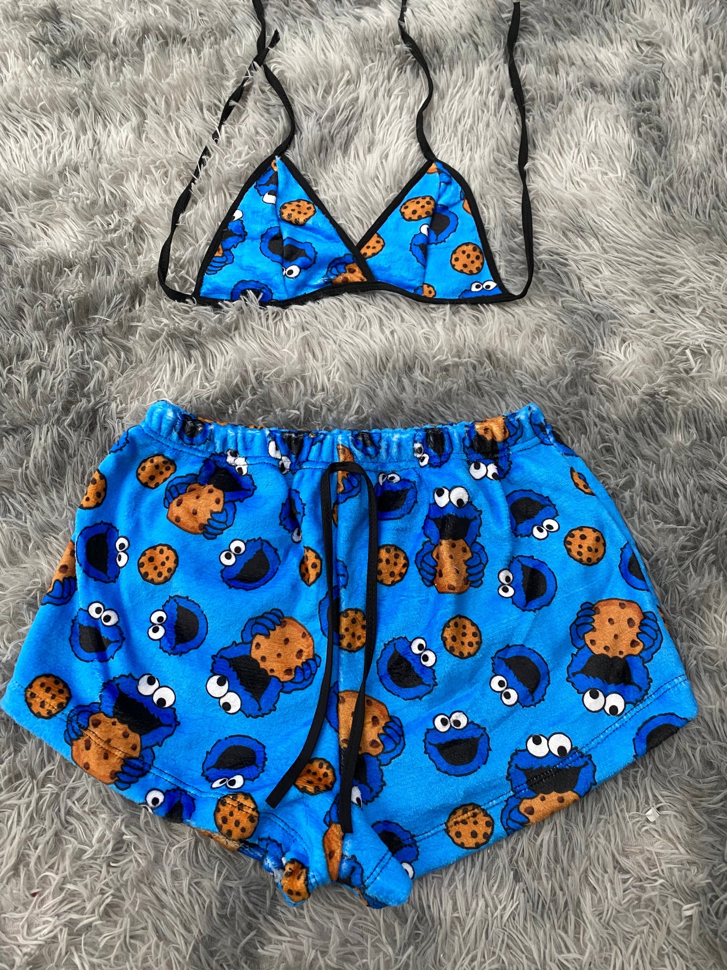 Come galletas top con short unitalla de afelpado