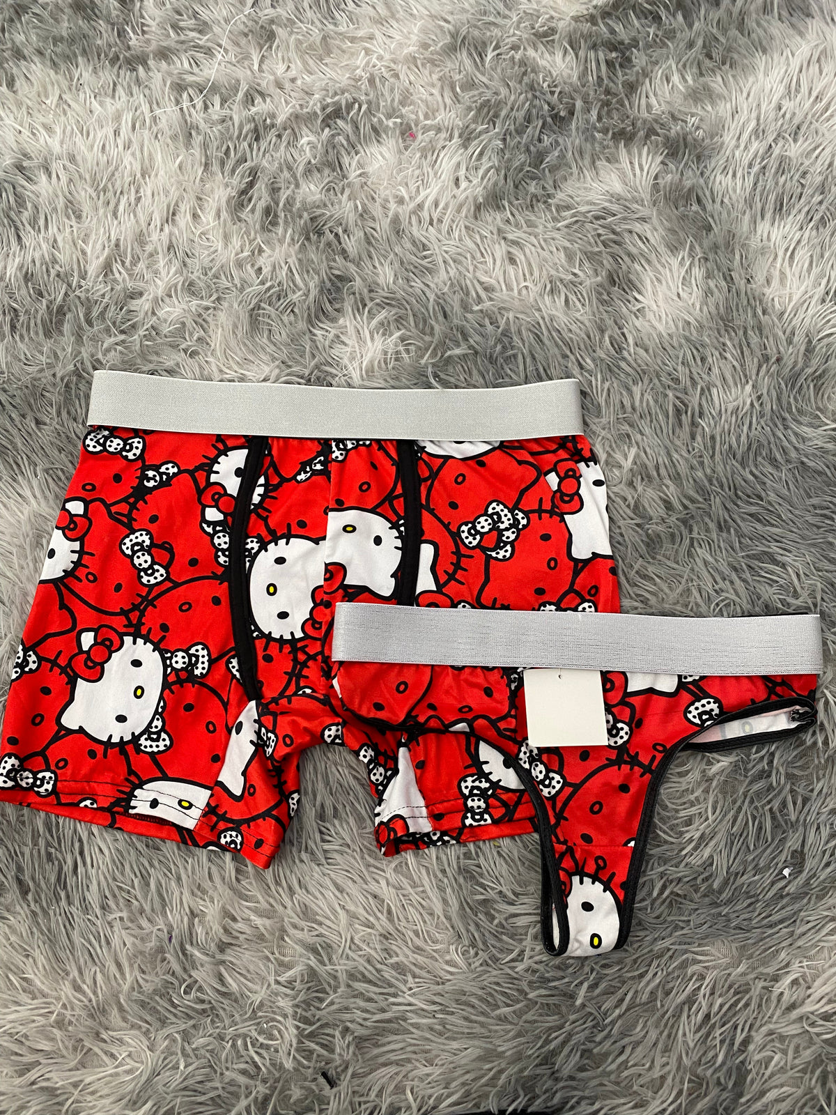 Hello kitty rojo y blanco Duo Unitalla Con Tanga Xl