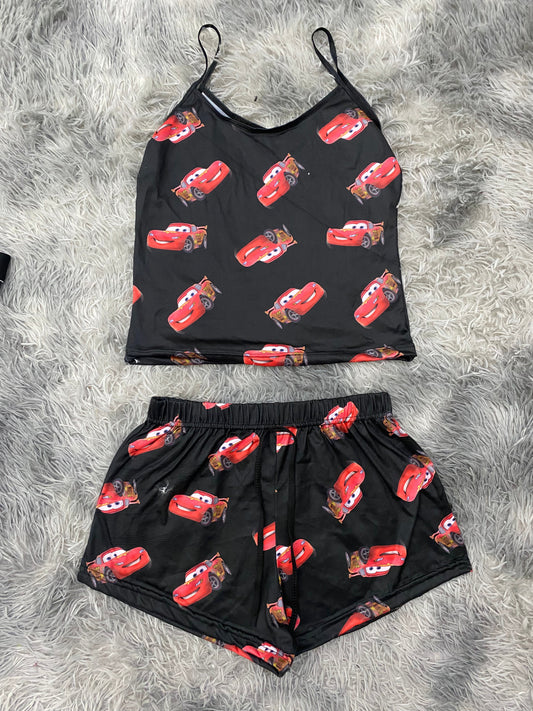 McQueen fondo negro Blusa Con Short