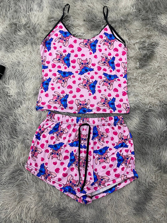 Stitch y su novia fondo rosa Blusa Con Short