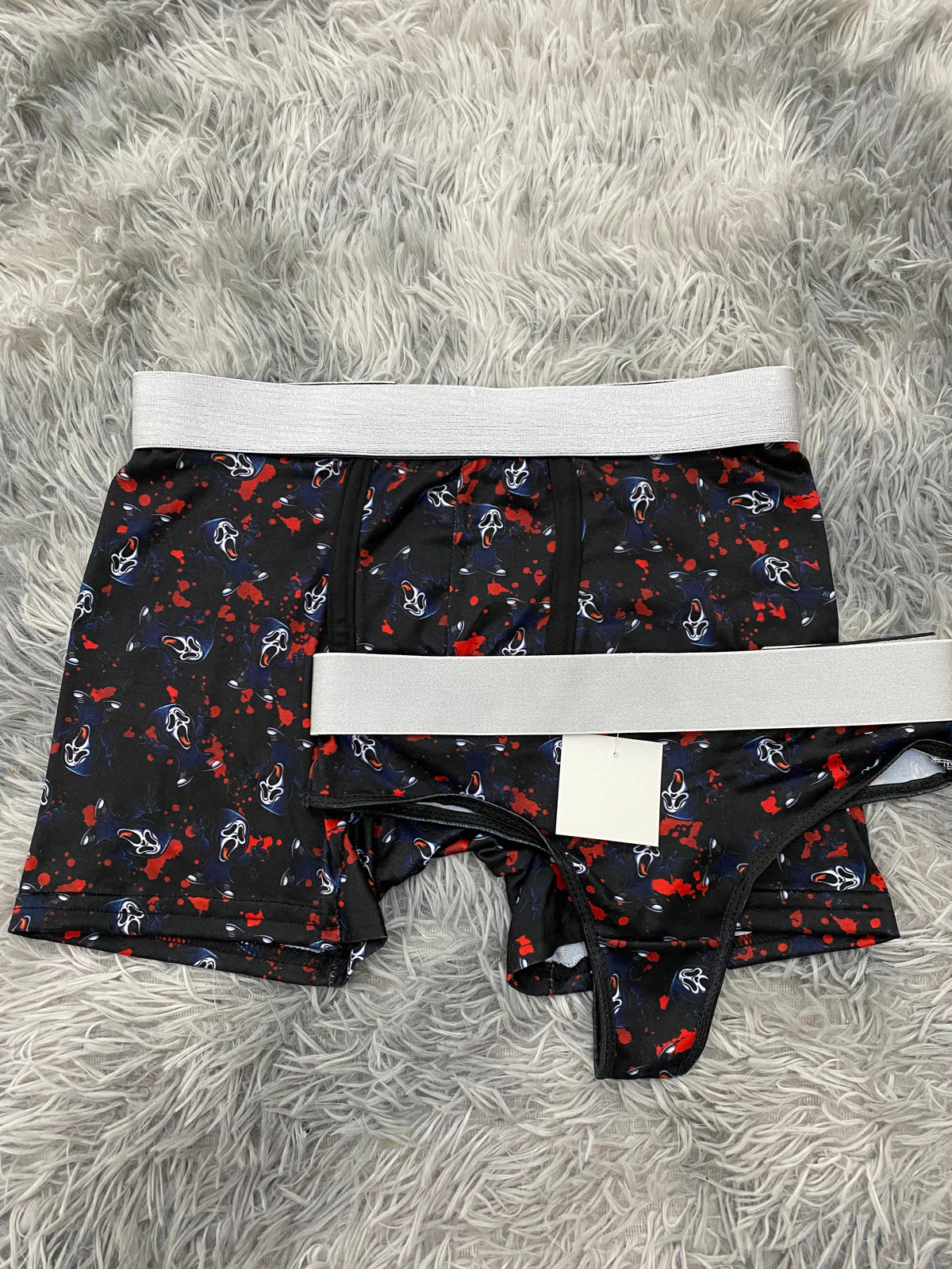 Scream manchas rojas Duo Unitalla Con Tanga