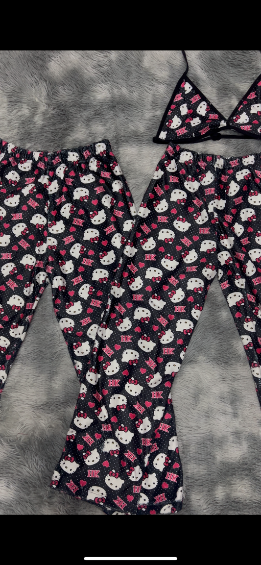 Hello Kitty Rosa Duo de pijama afelpada.