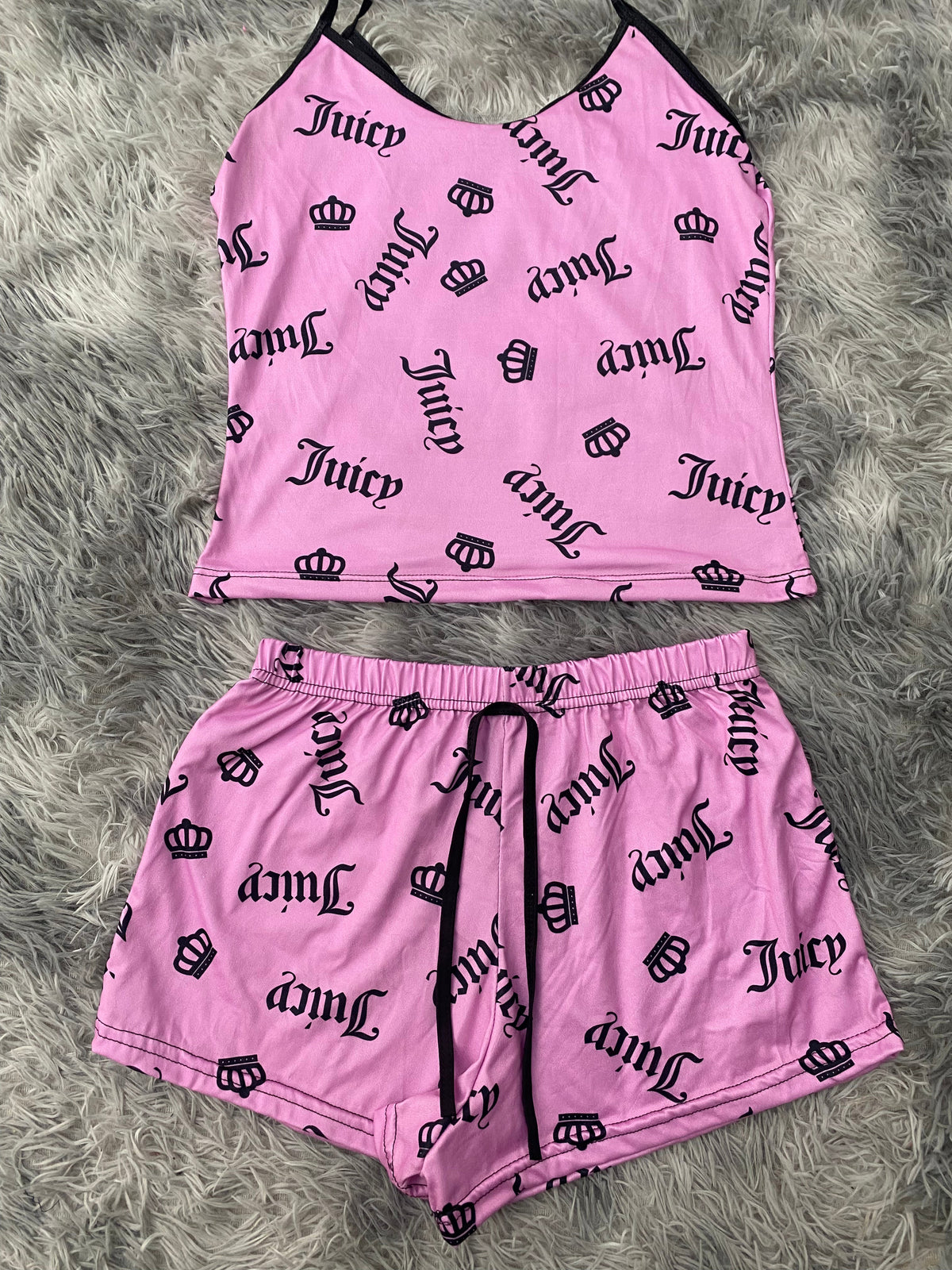 Juicy coronas fondo rosa Blusa Con Short