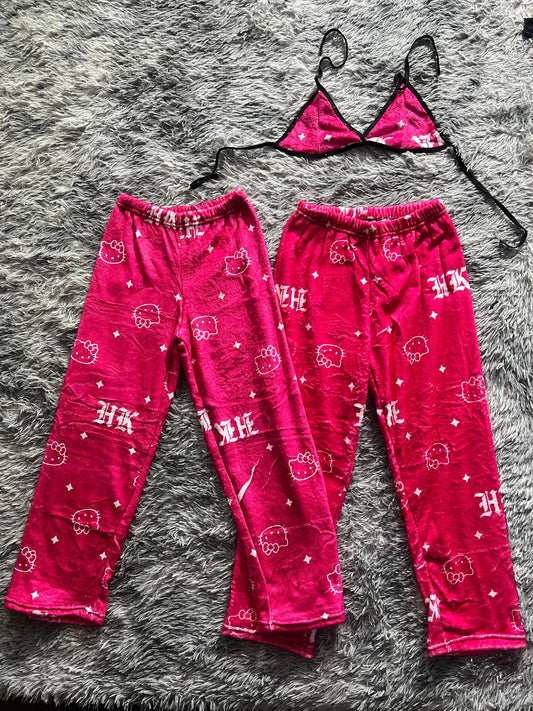 Hello Kitty rosa letras góticas duo de pijama afelpada