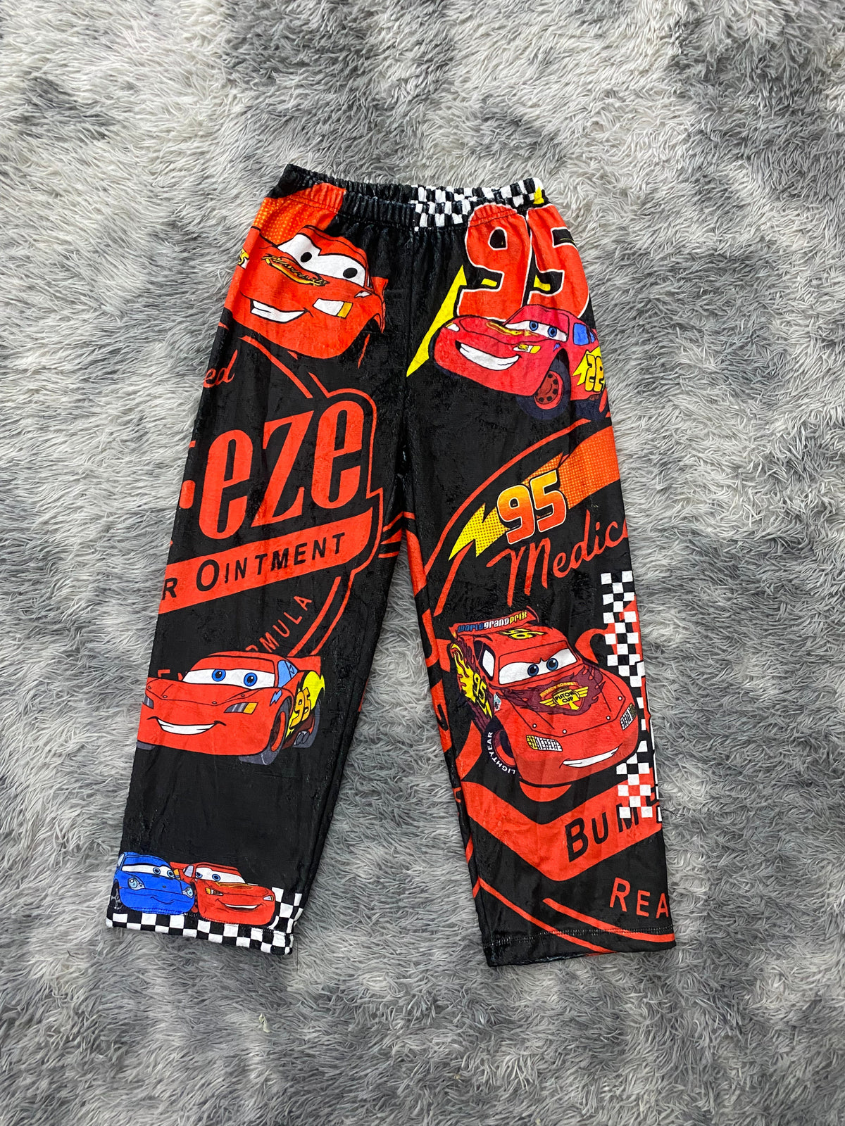 pijama de hombre pantalón afelpado de Rayo McQueen negro