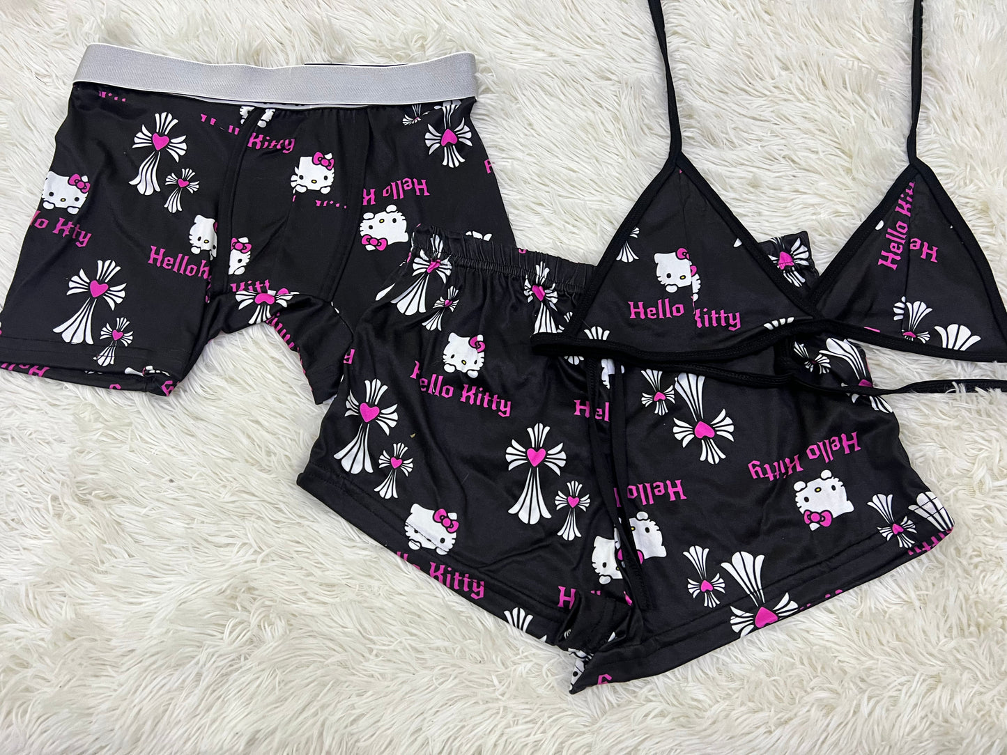 Hello Kitty Cross Negro duo short con top
