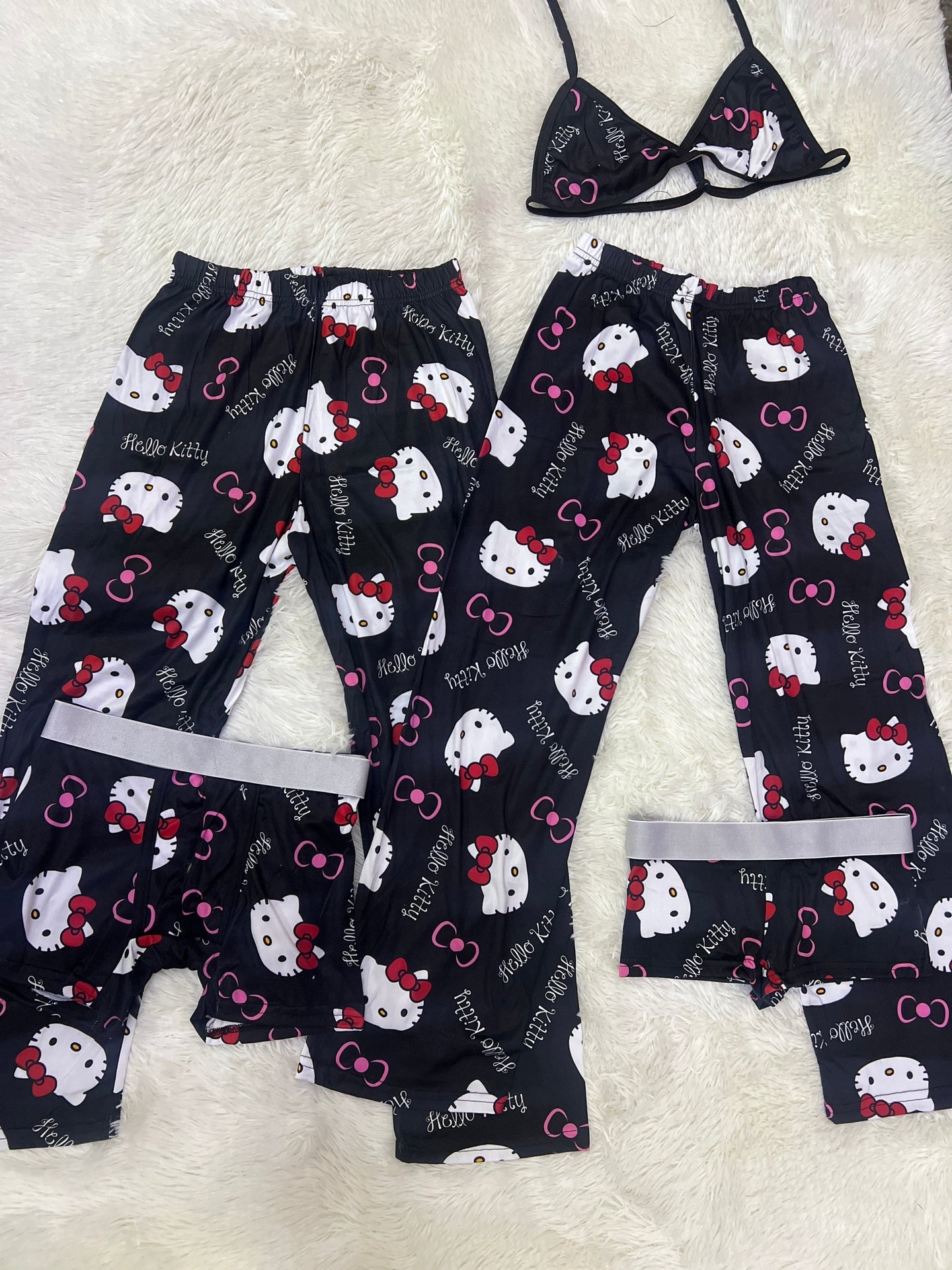 hello kitty letras fondo negro  pijama 5 piezas